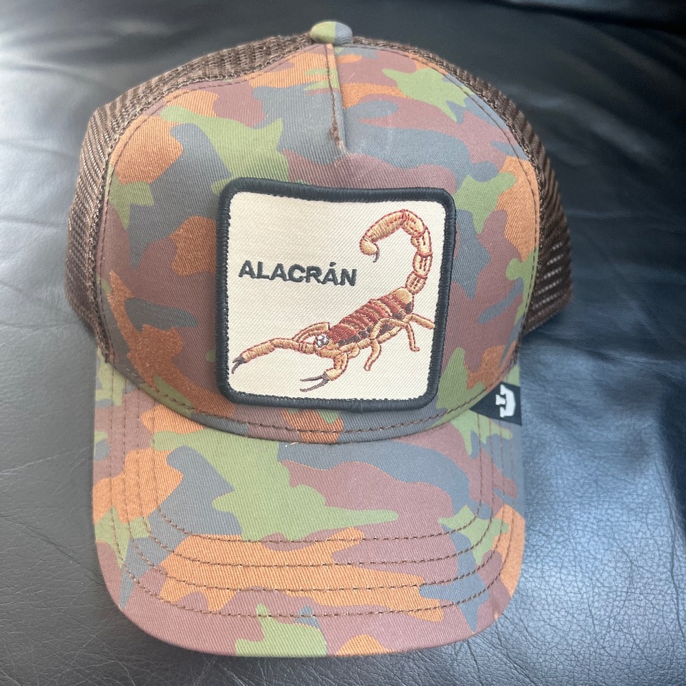 Goorin bros Alacrán camo scorpion hat